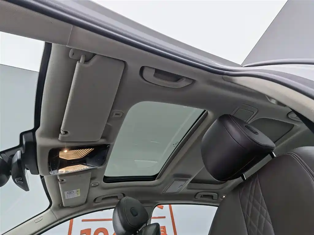 BMW 5 Series 2020 530Li Leading Luxury Package фото 14