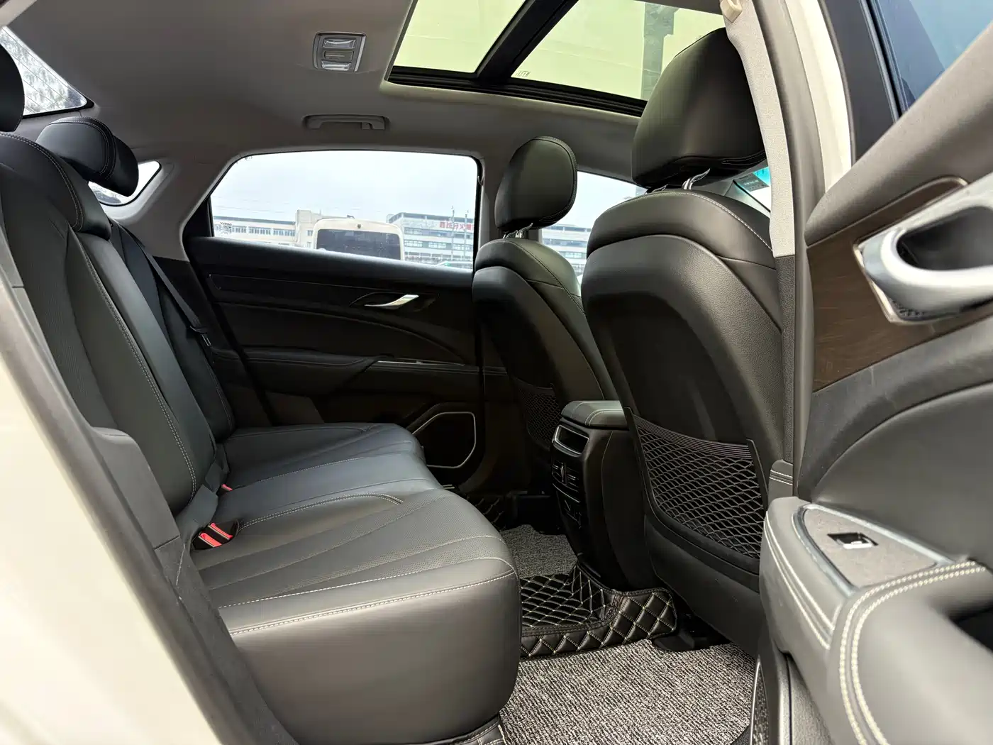 GEELY AUTOMOBILE BORUI