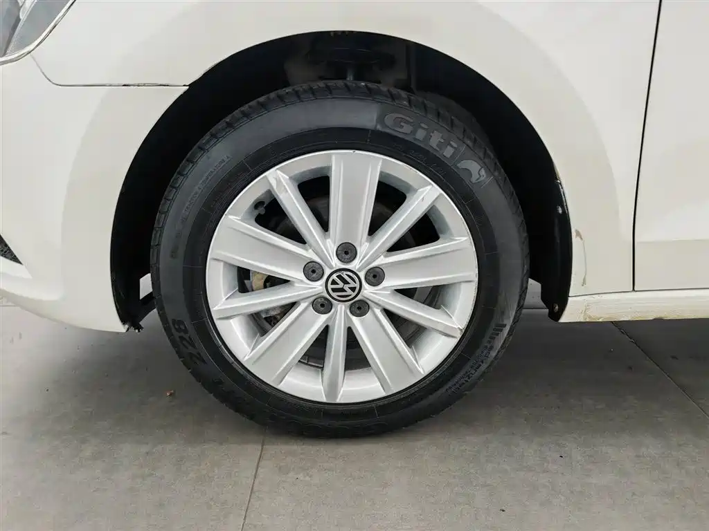 Volkswagen Jetta 2015 Value Edition 1.6L Manual Comfort фото 17