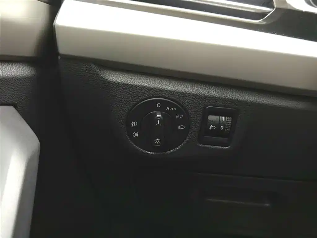 Volkswagen Lavida 2022 280TSI DSG Comfort Edition фото 21