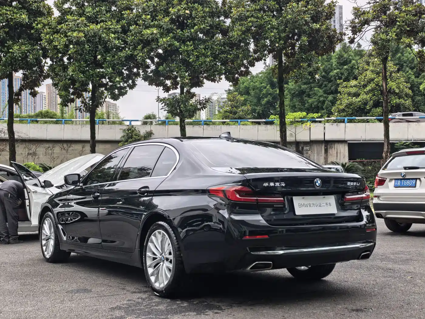 BMW 5 Series 2022 525Li Luxury Package фото 5
