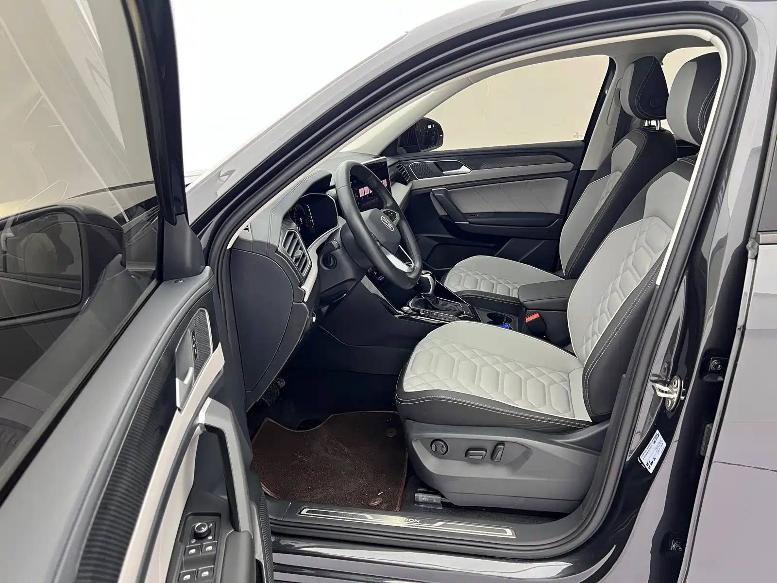 Фото 24 - Volkswagen Tayron