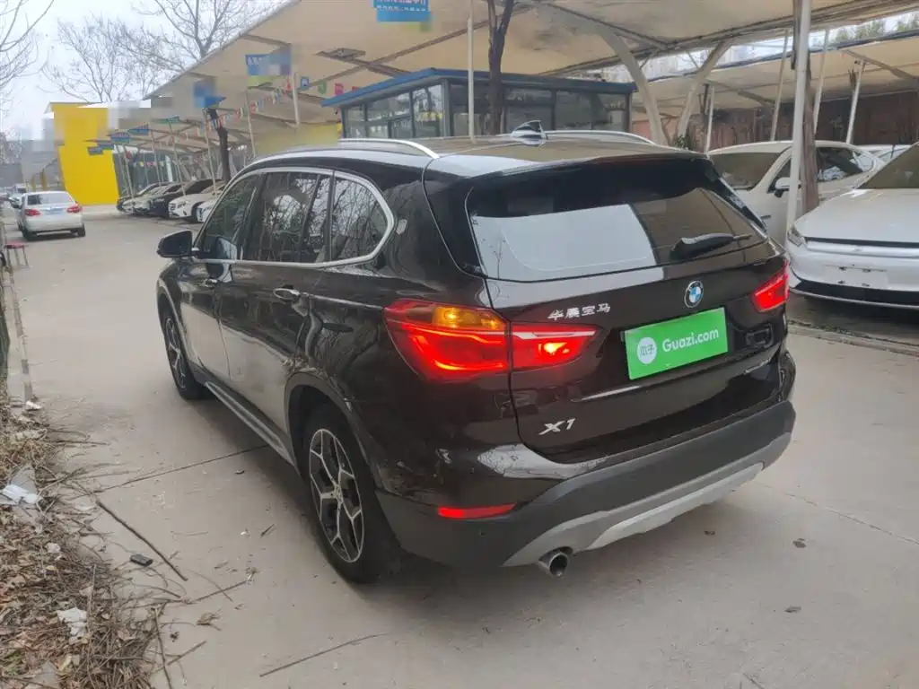 BMW X1 2019 sDrive18Li Premium Model фото 23