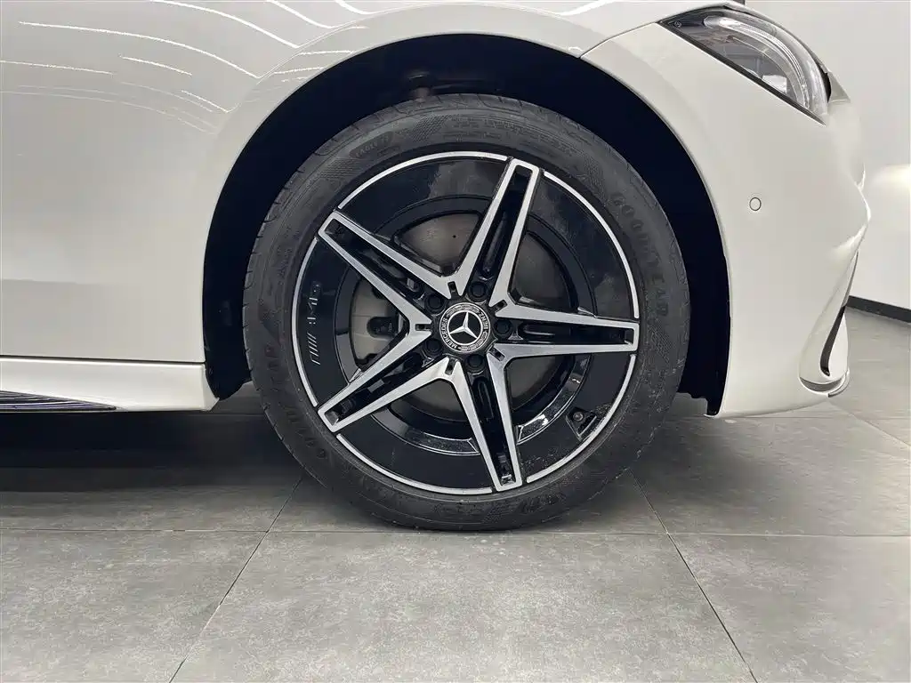 Mercedes-Benz C-Class 2025 C 260 L Night Sport Edition фото 20