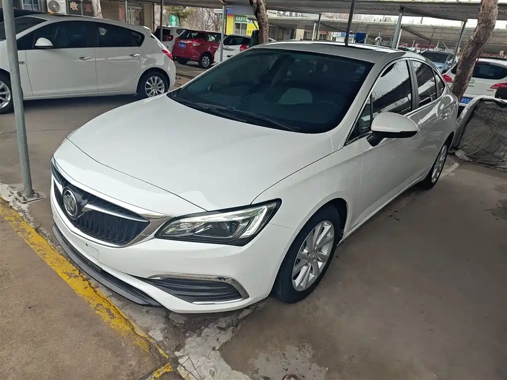 Buick Verano 2019 Sedan 15S Auto Leading фото 2