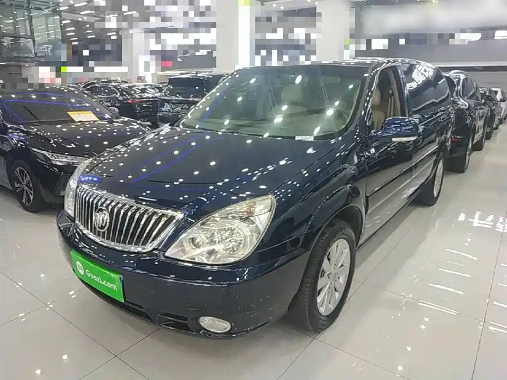 Buick GL8 2014 2.4L Classic Edition фото 2