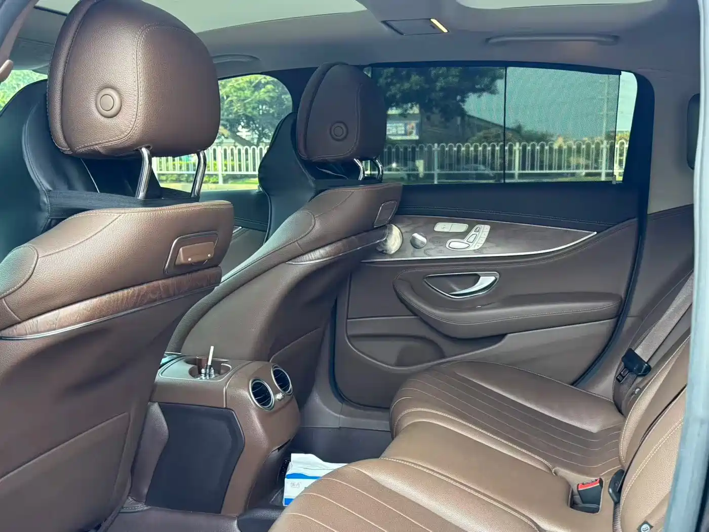 Mercedes-Benz E-Class 2019 E 300 L Luxury фото 6