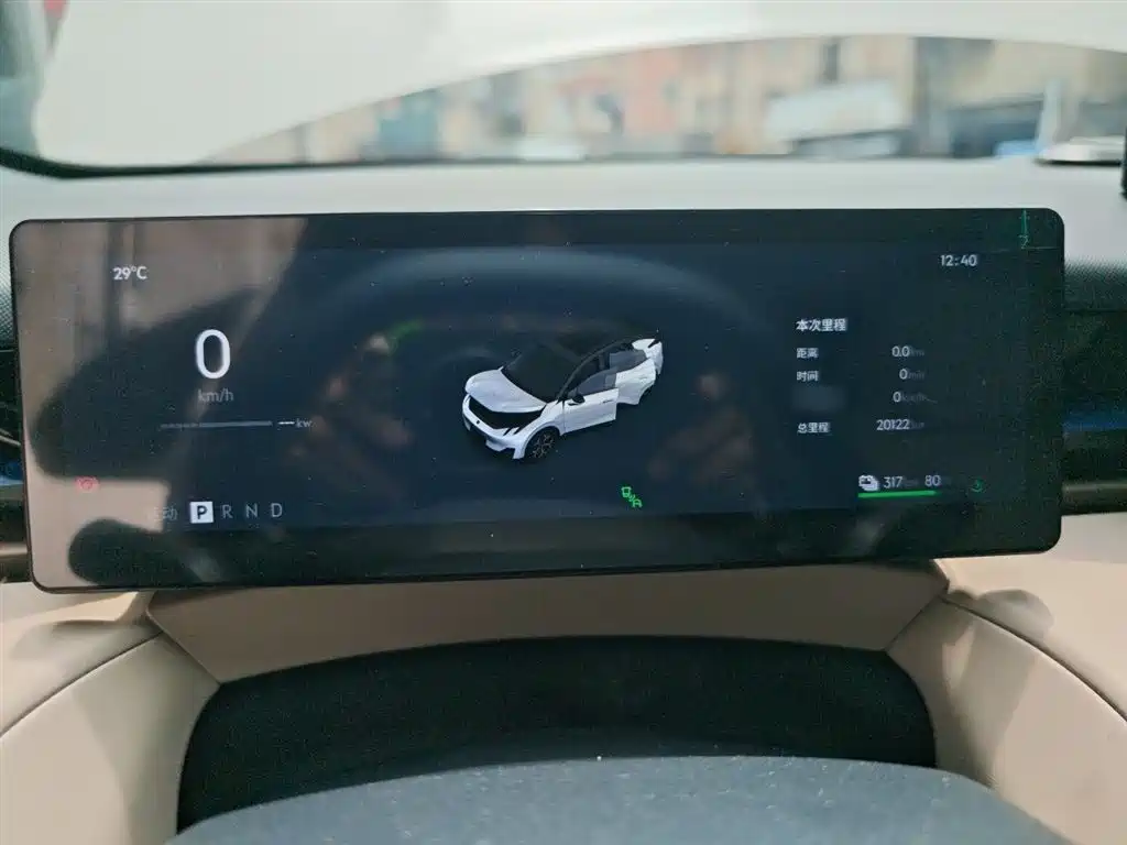 Lynk & Co Z20 2025 530km RWD Pro фото 4