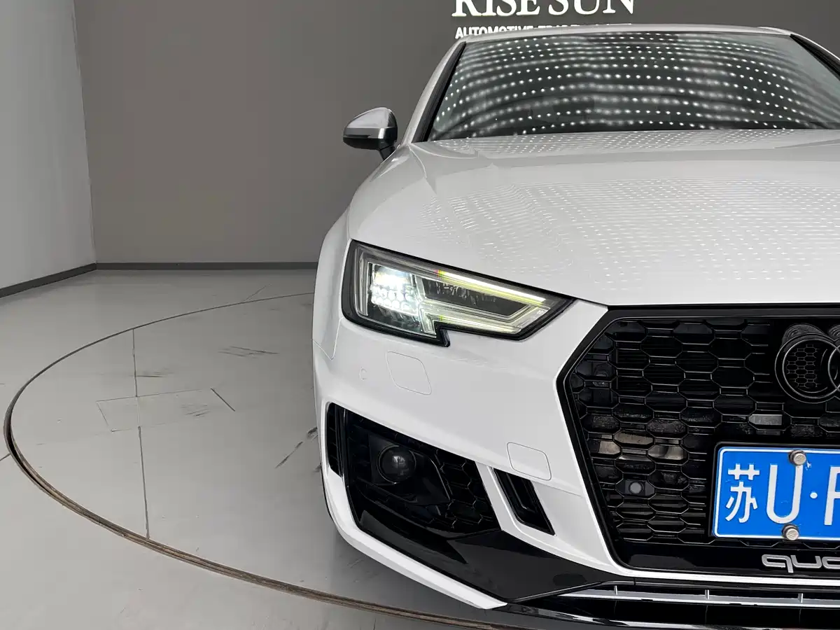 Audi A4L 2019 40 TFSI Sport (China V) фото 17