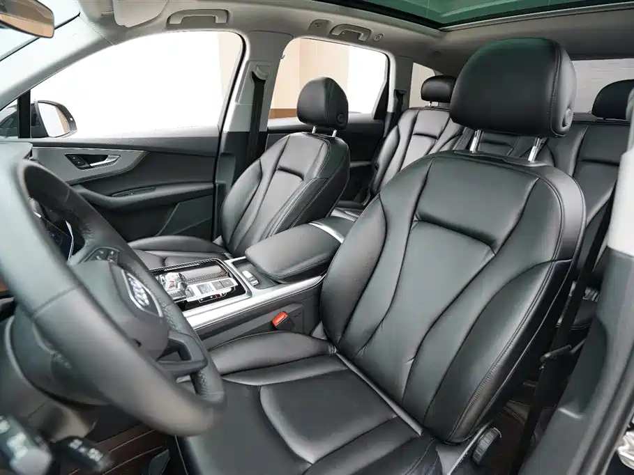 Audi Q7 2023 45 TFSI quattro S line Sport фото 4