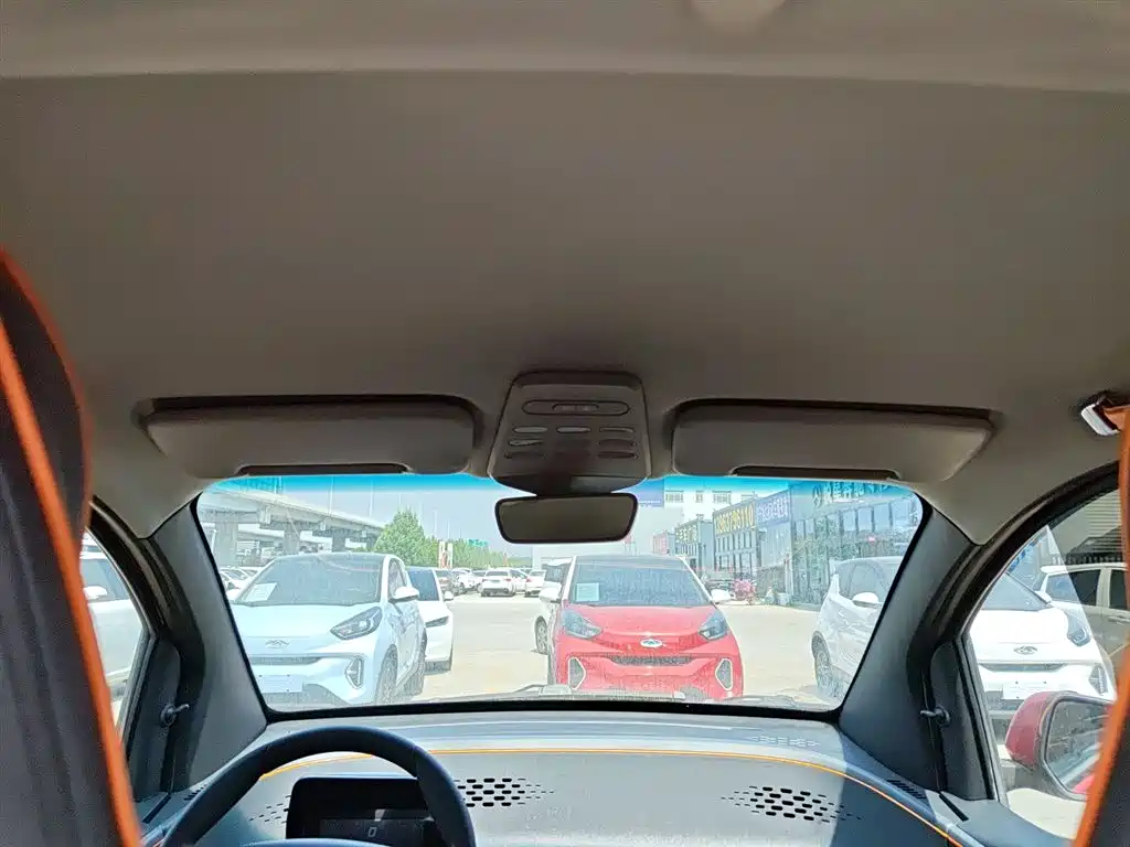 BAOJUN E100