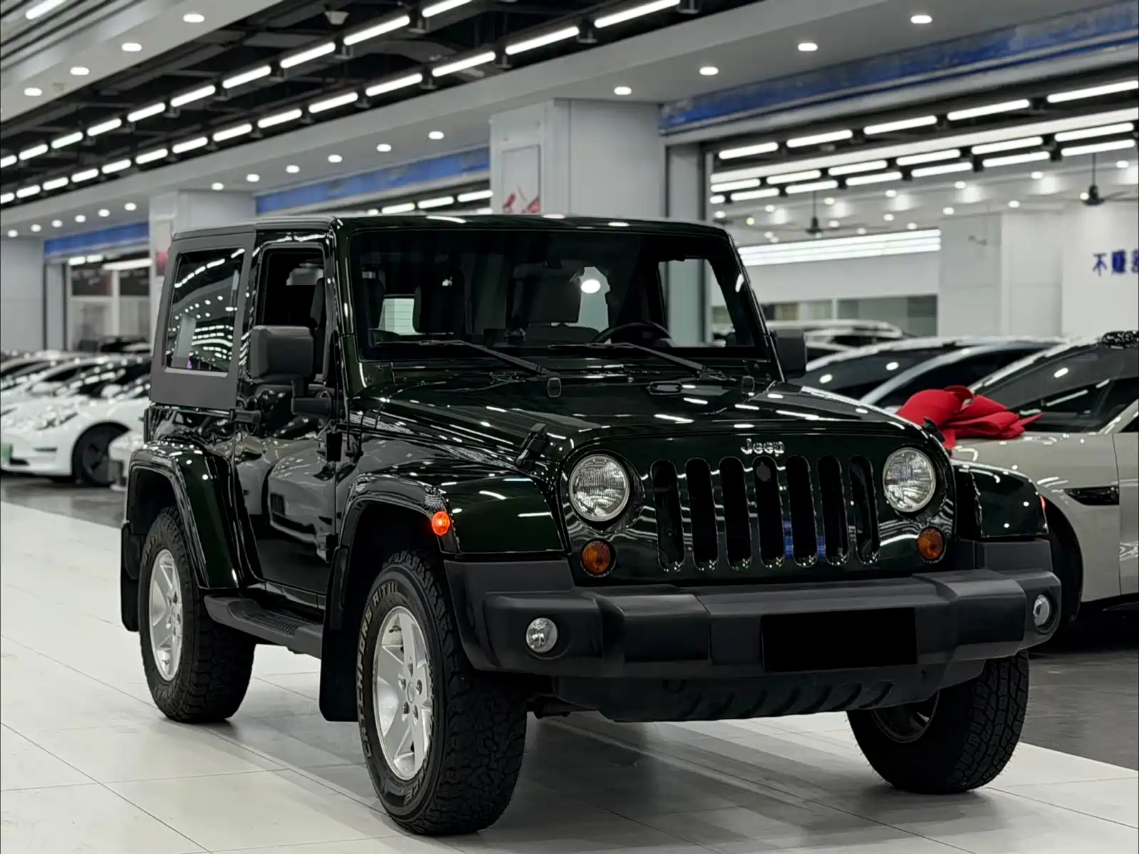 Photo 3 - Jeep Wrangler