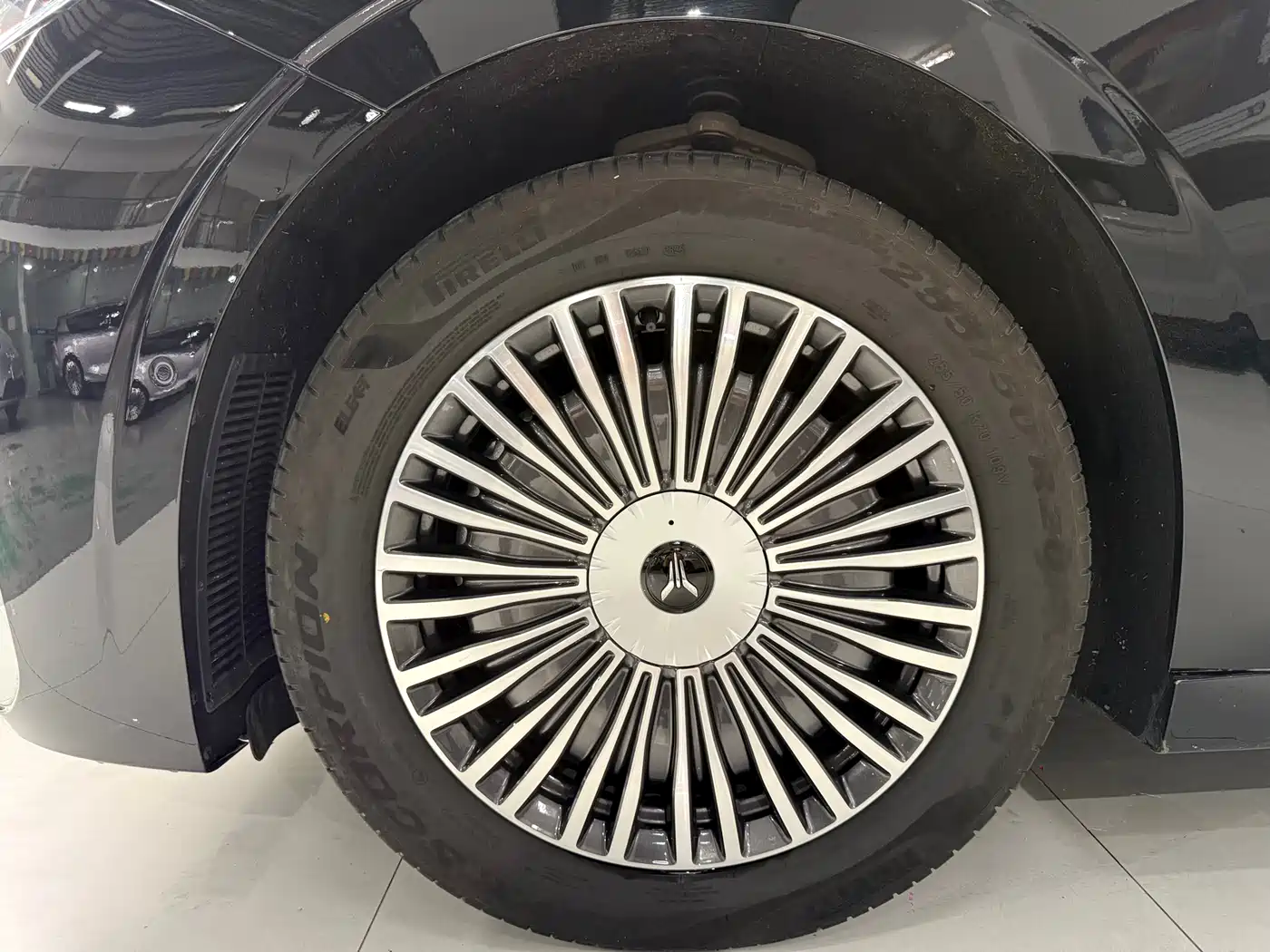 Voyah Auto Voyah Dreamer 2025 PHEV 4WD Kunpeng Premium Edition фото 23