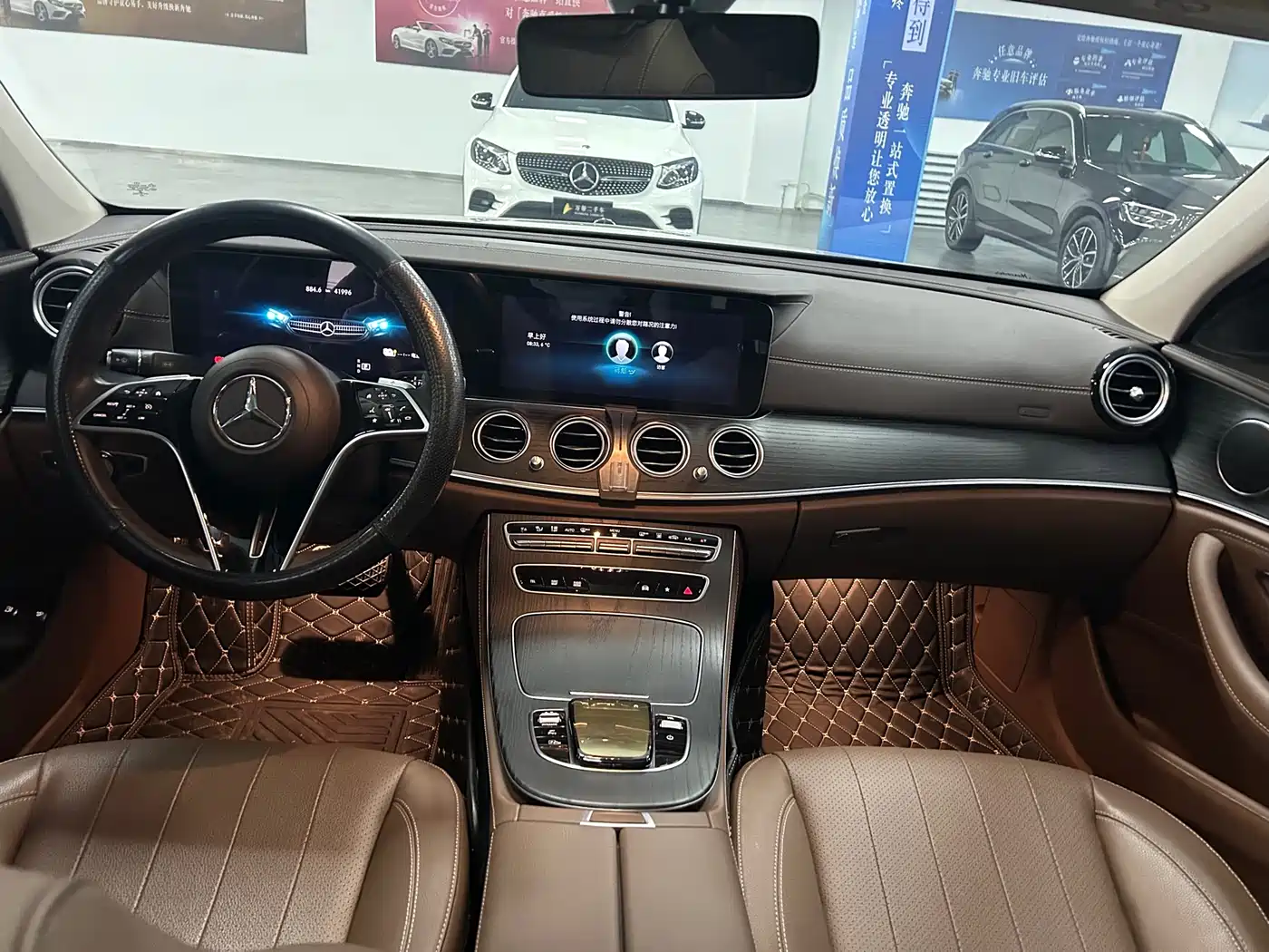 Mercedes-Benz E-Class New Energy 2022 Facelift III E 350 e L Plug-in Hybrid Sedan фото 7