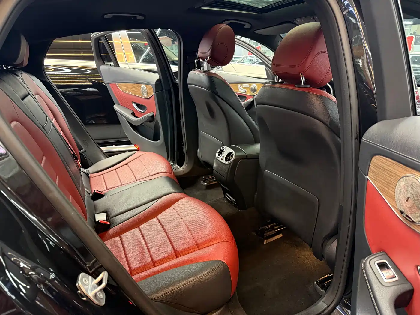 Mercedes-Benz GLC Coupe 2019 Facelift GLC 260 4MATIC Coupe SUV фото 14