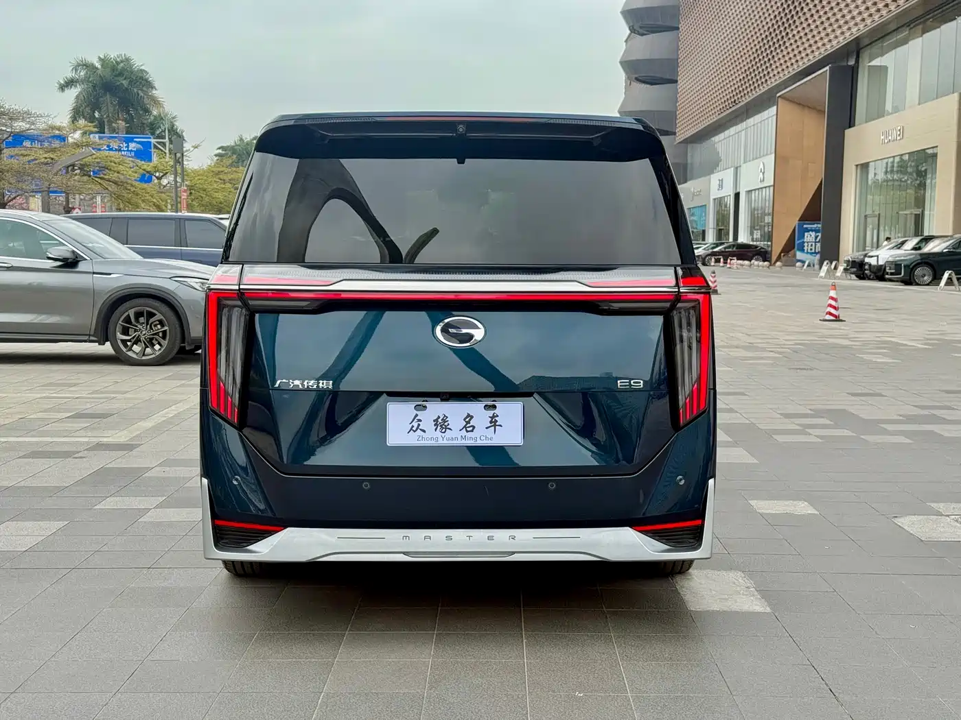 GAC Trumpchi Trumpchi E9 2023 E9 Grandmaster фото 5