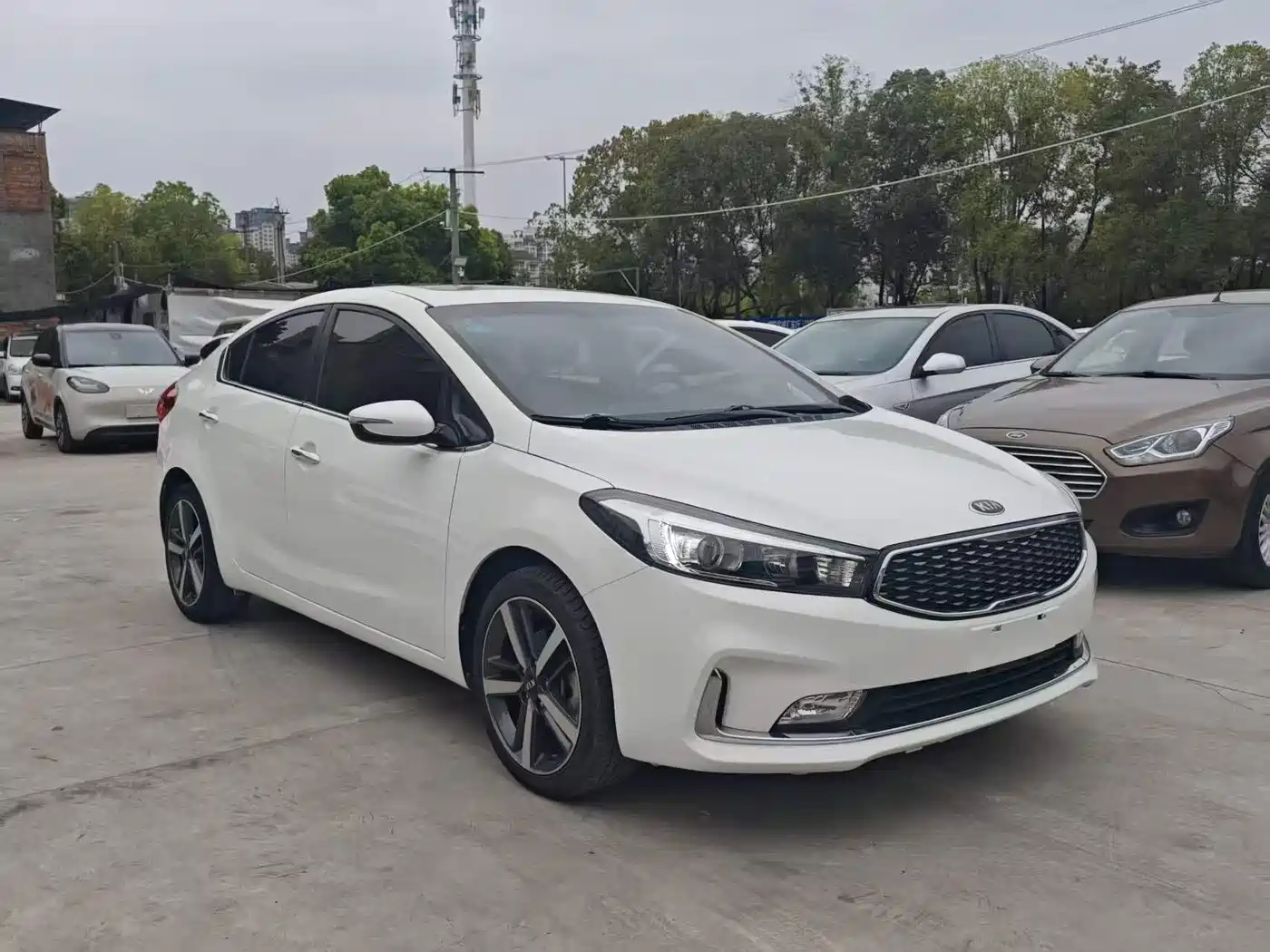 KIA K3
