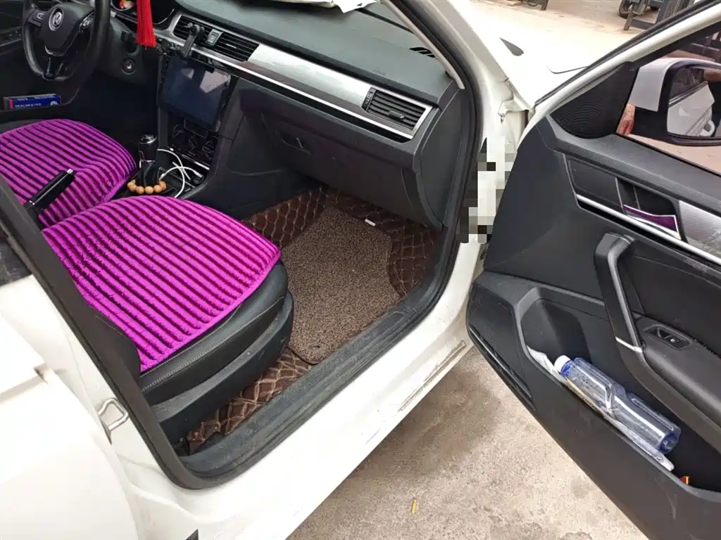 Volkswagen Bora 2018 1.5L Manual Comfort фото 20