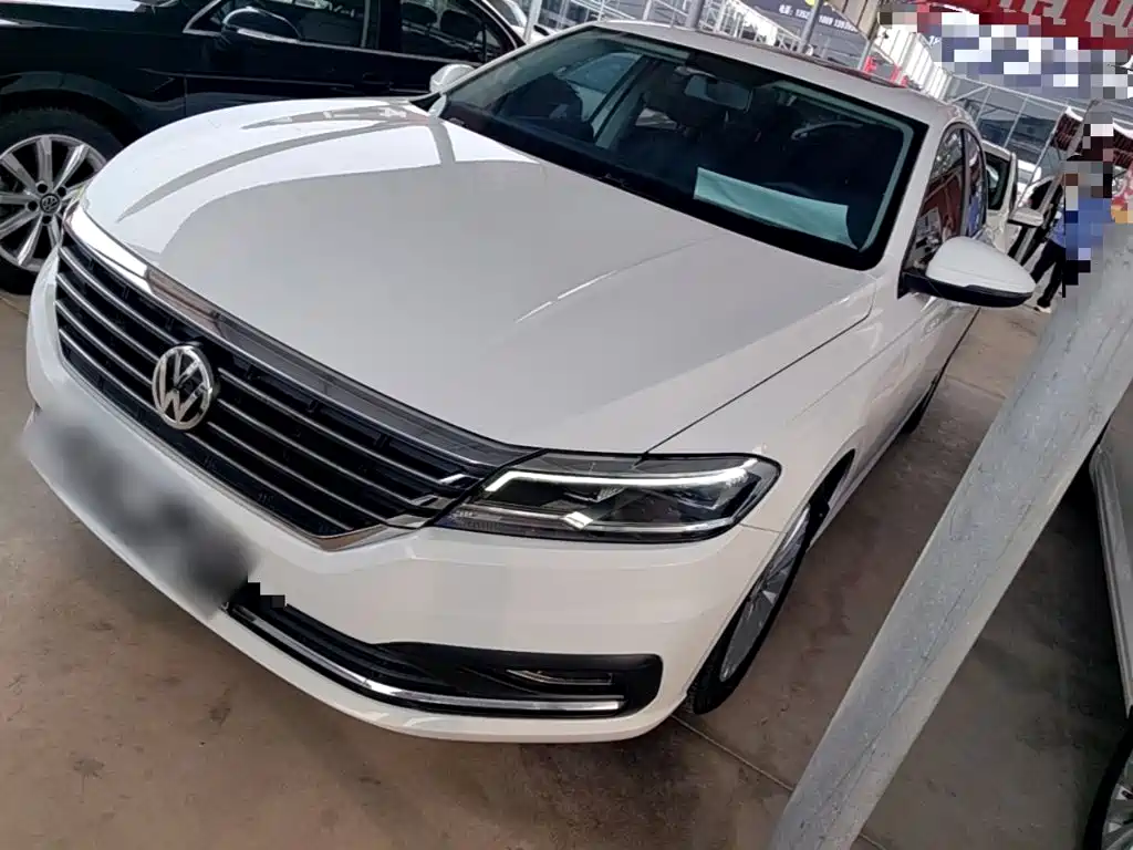 Фото 2 - Volkswagen Lavida