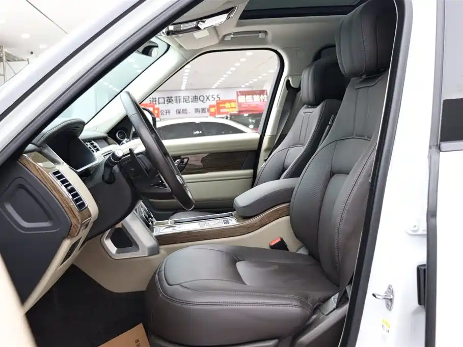 Land Rover Range Rover 2019 3.0 SC V6 Heritage Extended Edition фото 14