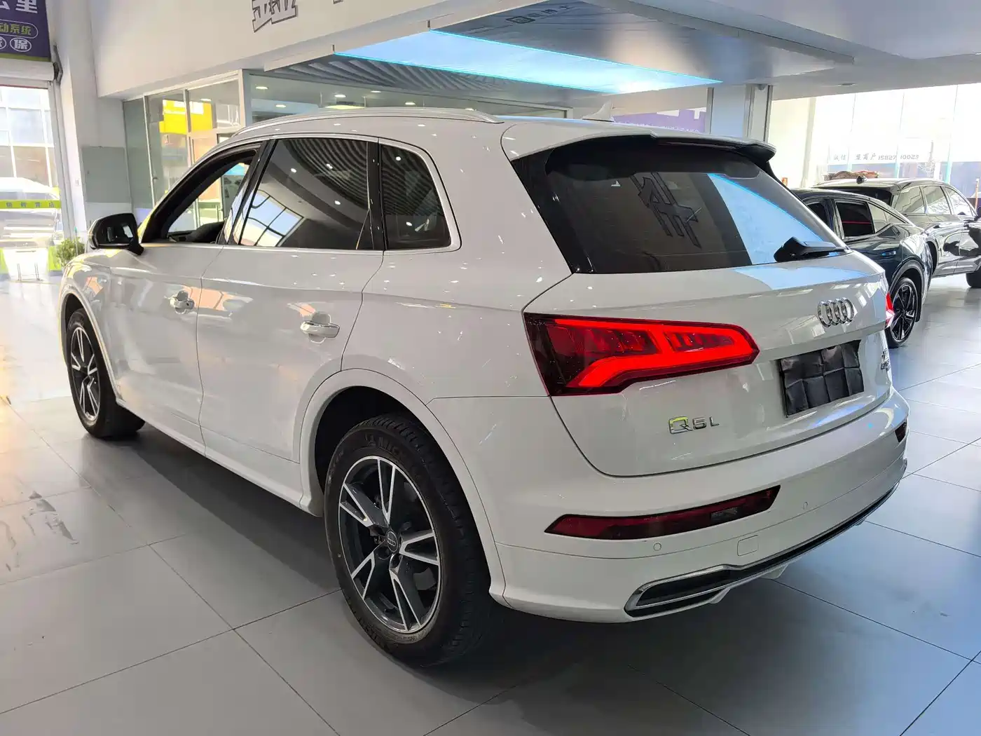 Audi Q5L 2020 Facelift 40 TFSI Honor Fashion фото 14