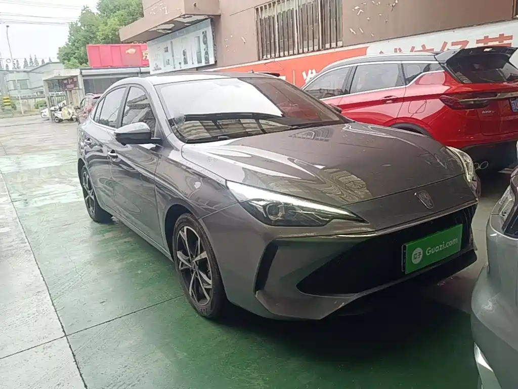 Фото 4 - Roewe i5
