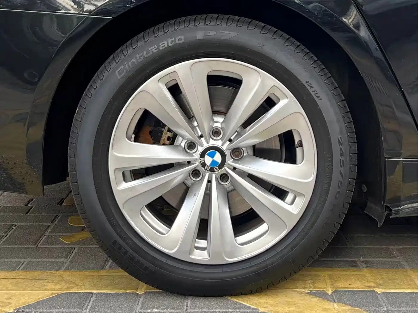BMW 7 Series 2009 730Li Luxury фото 13