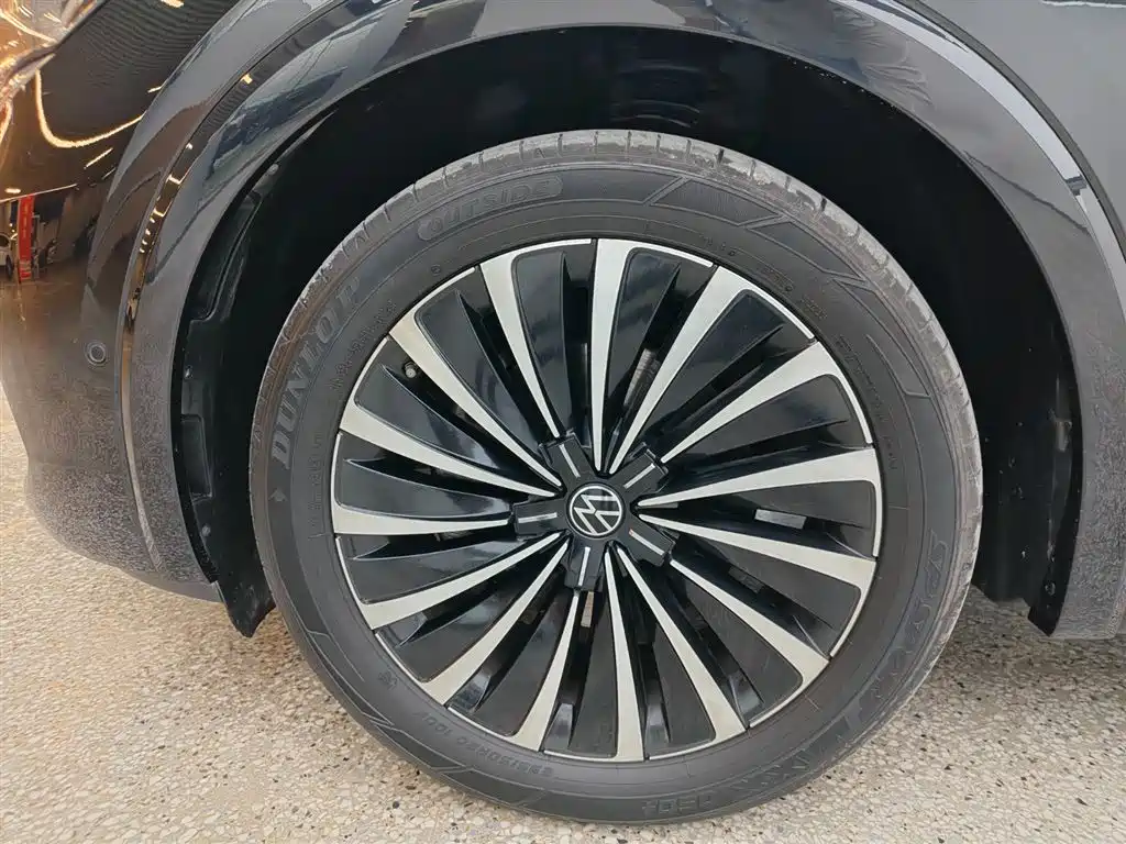 Volkswagen Viloran 2024 380TSI Executive Edition фото 15