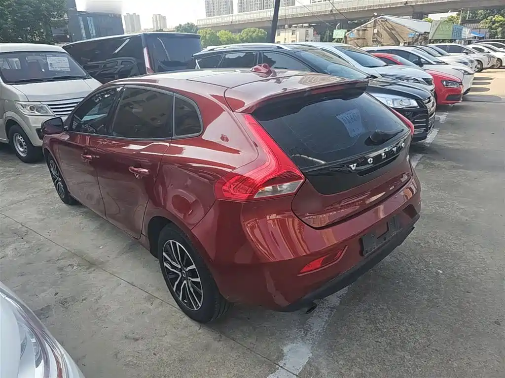 Volvo V40 2018 2018 T3 Inscription Edition