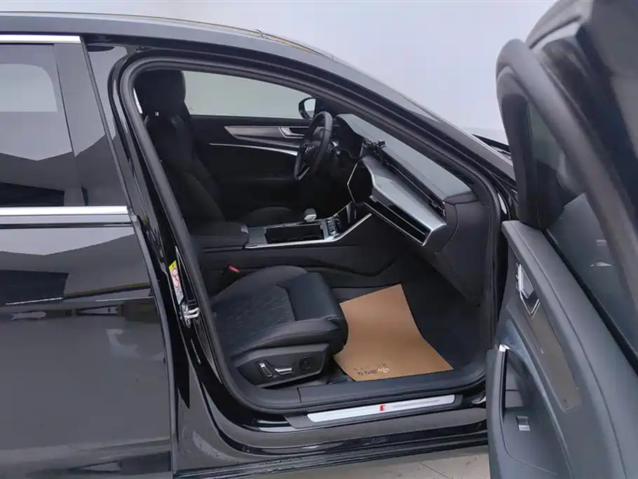 Audi A6L 2025 45 TFSI Premium Sport фото 8