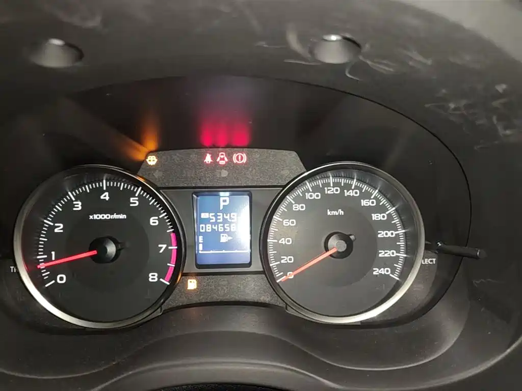 Subaru XV 2017 2.0i Progressive Edition фото 12