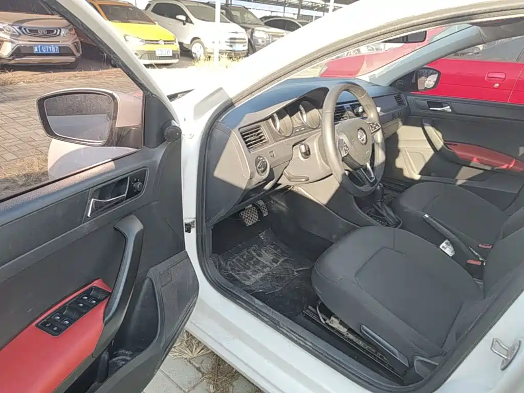 Škoda Skoda Rapid Spaceback 2018 2018 1.6L Automatic Standard