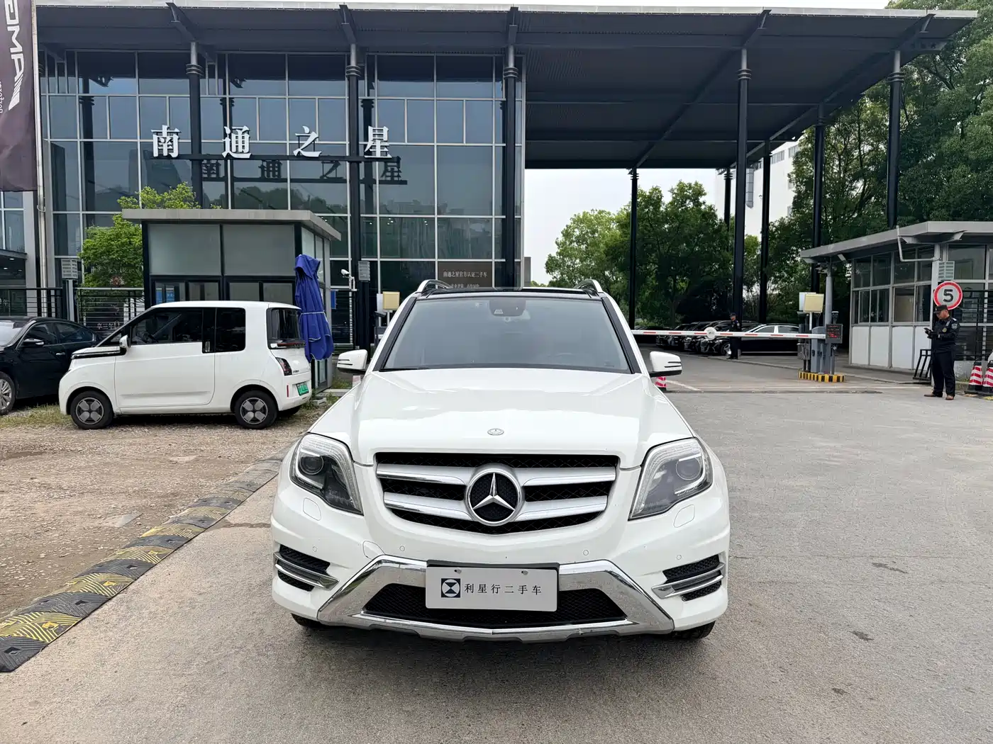 Mercedes-Benz GLK-Class 2015 GLK 260 4MATIC Fashion Ultimate Edition фото 3