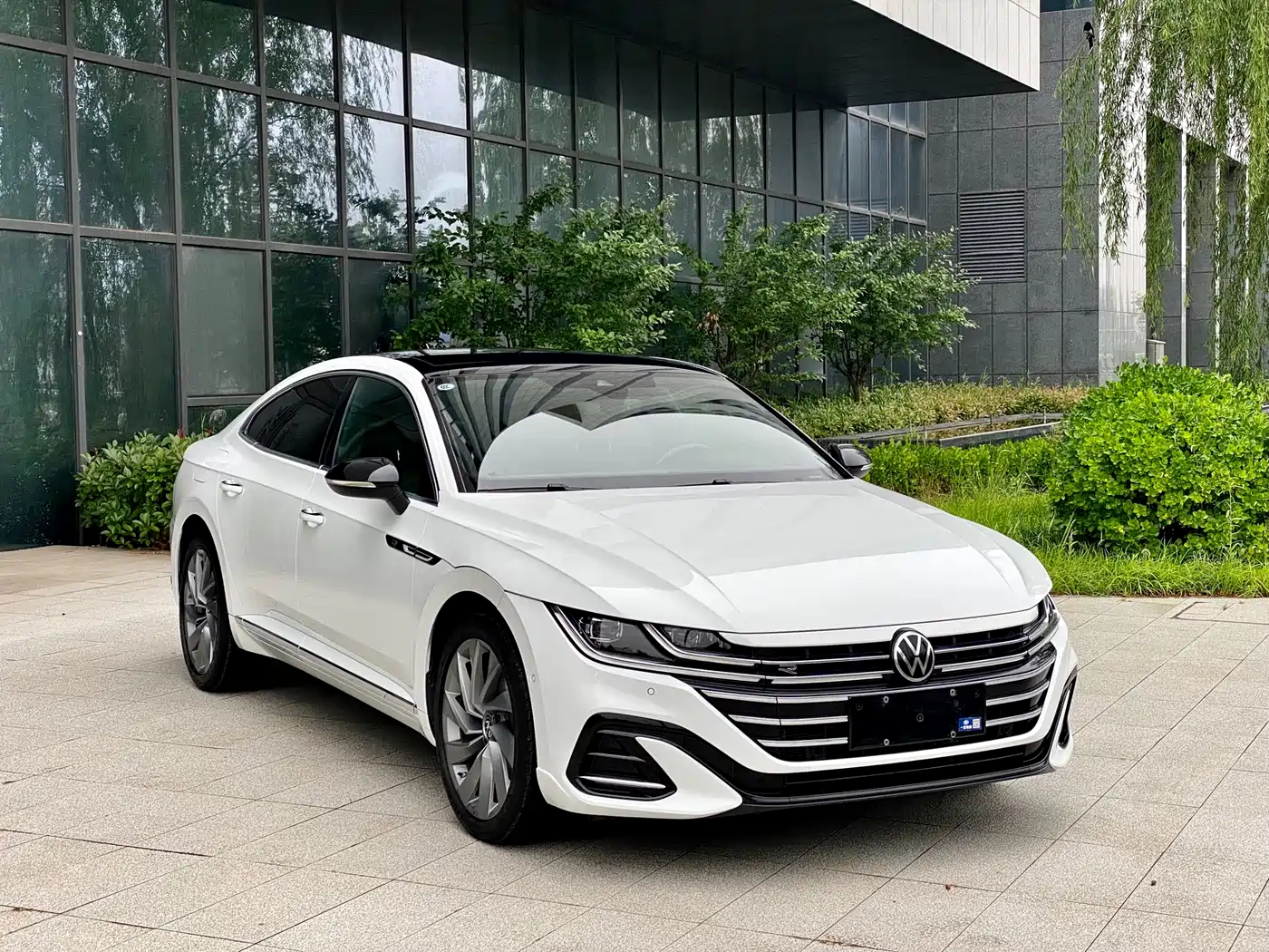 Volkswagen FAW-Volkswagen CC 2021 380TSI Eye-catching Edition фото 3