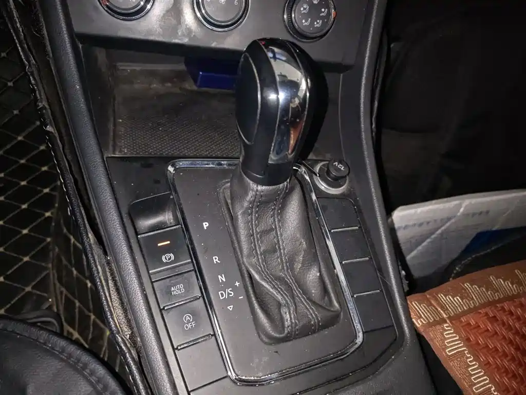 Volkswagen Bora 2020 1.5L Automatic Fashion фото 14
