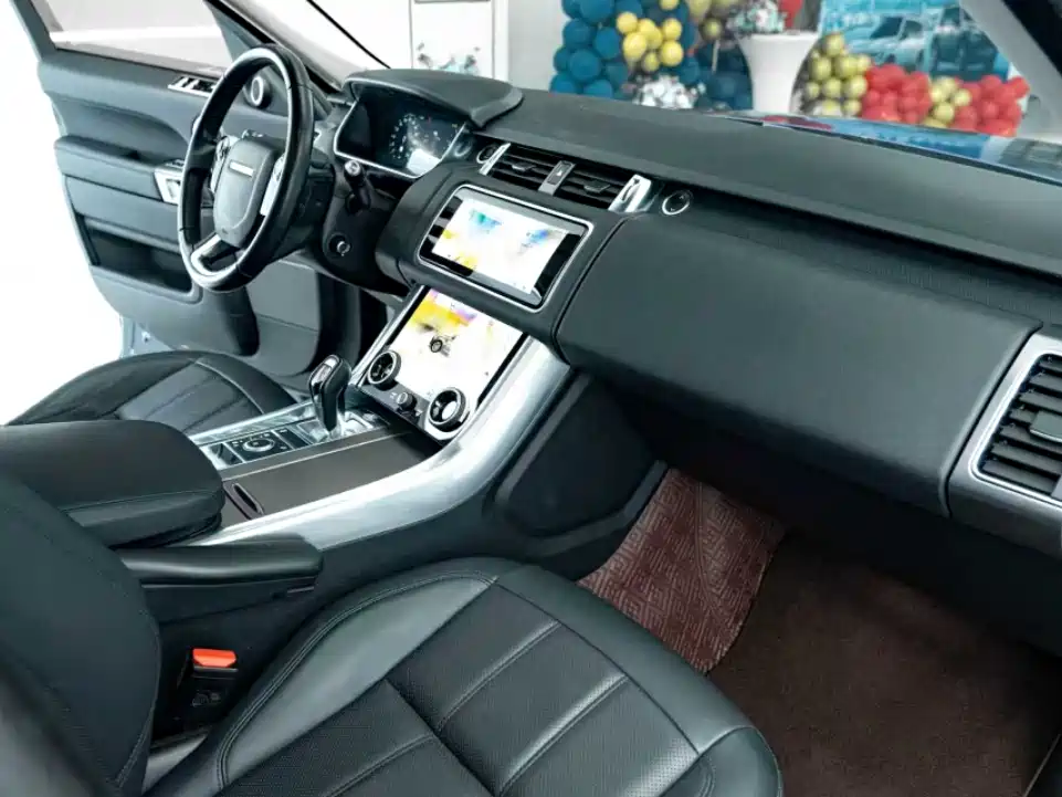 Land Rover Range Rover Sport 2021 3.0 L6 SE фото 18