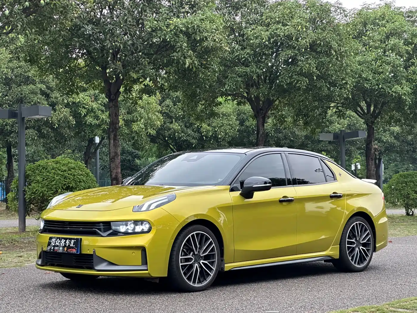 Lynk & Co 03 2020 03+ 2.0TD Auto Wind Master Edition