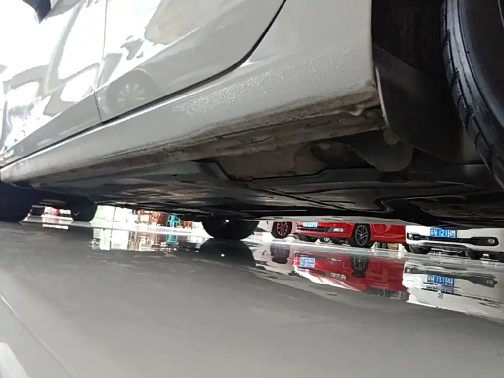 Photo 22 - Volkswagen Golf
