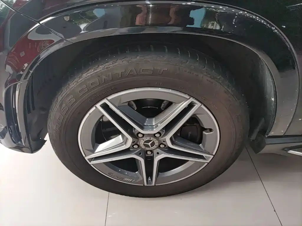 Фото 23 - Mercedes-Benz GLE