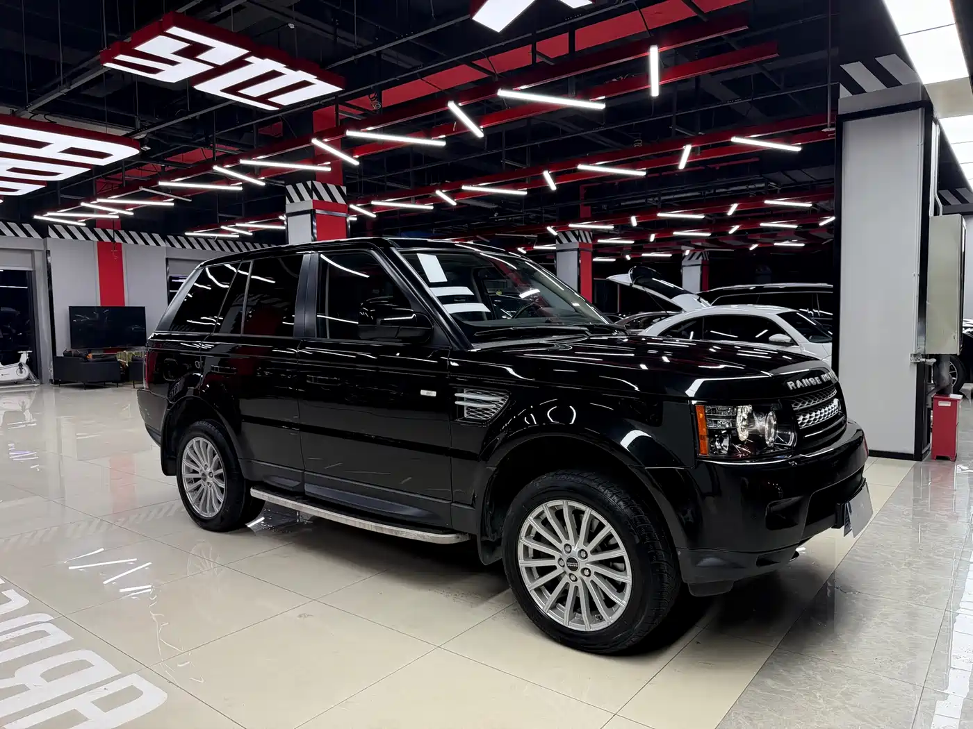 Land Rover Range Rover Sport 2012 5.0 SC V8 Fengshang Genesis Edition фото 3