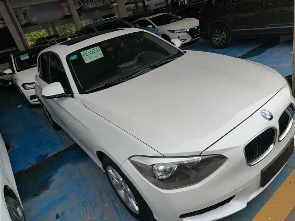 BMW 1 Series (Import) 2013 Facelift 116i Leading Model фото 4
