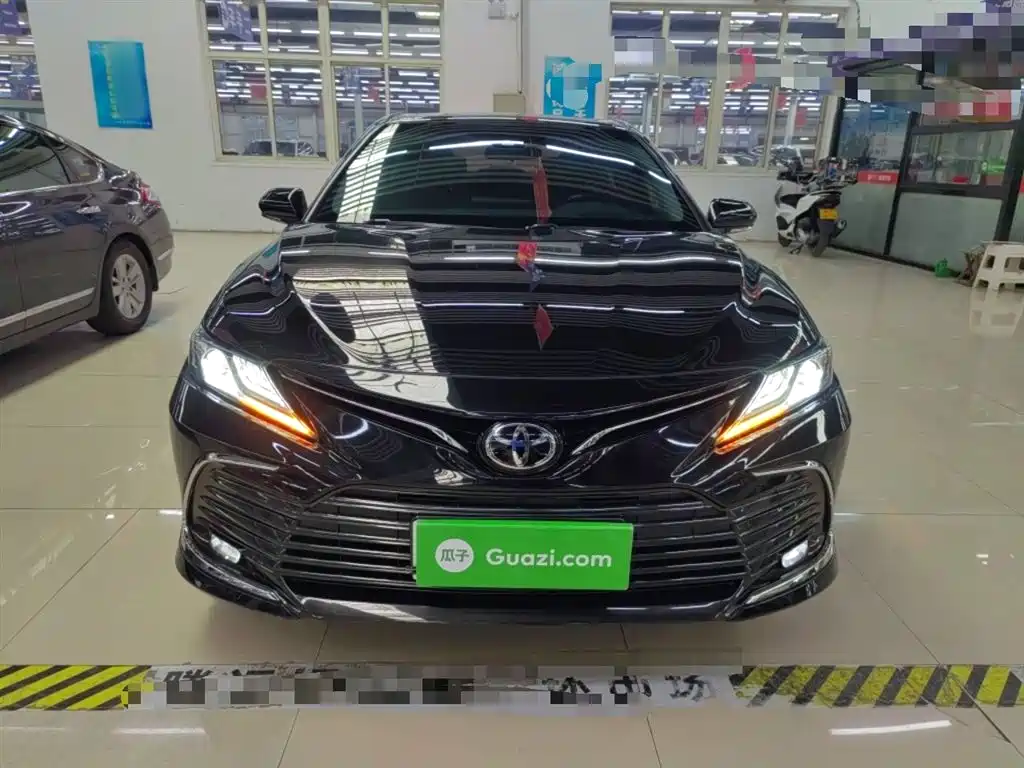 Toyota Camry 2021 2.0G Luxury Edition фото 3