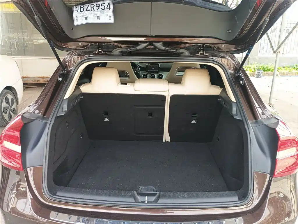 Mercedes-Benz GLA 2015 GLA 220 4MATIC Fashion Edition фото 19