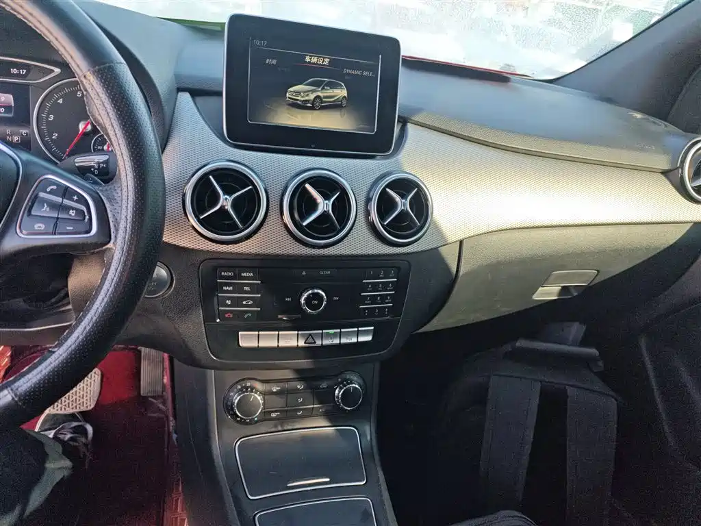 Mercedes-Benz B-Class 2017 B 200 Dynamic фото 9