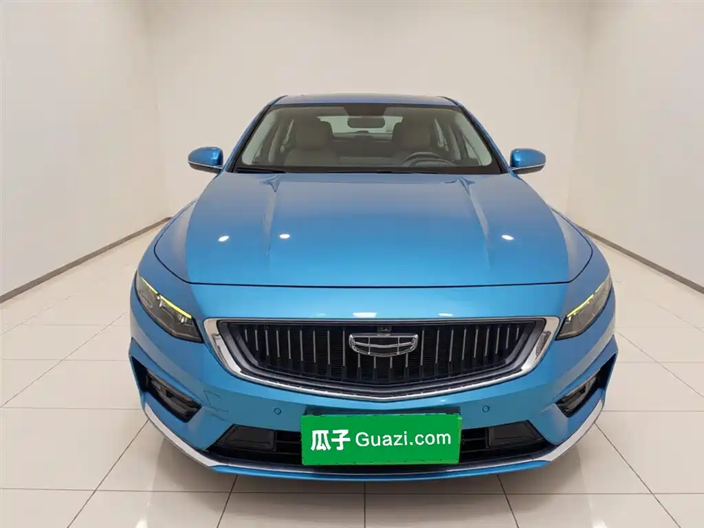 Фото 3 - Geely Preface