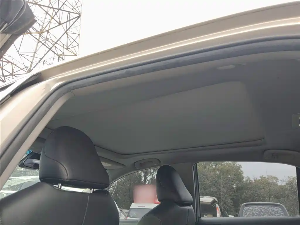 Toyota Camry 2019 Facelift Hybrid 2.5HG Luxury Edition фото 18