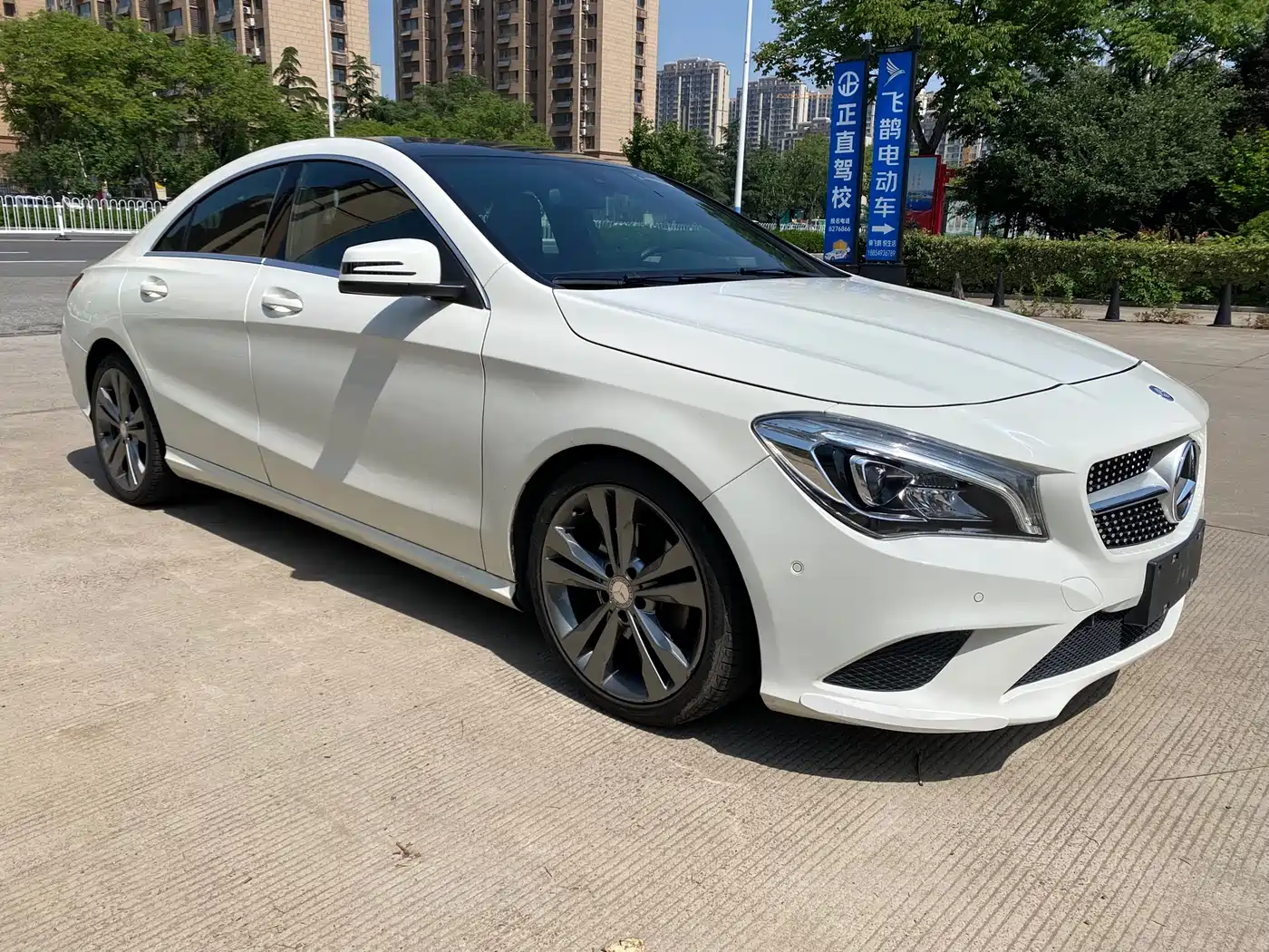Mercedes-Benz CLA (Import) 2016 CLA 200 Sport фото 3