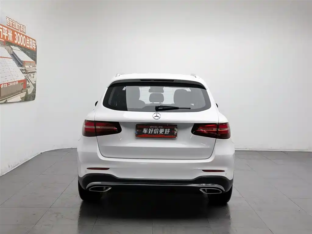 Mercedes-Benz GLC 2018 Facelift GLC 260 4MATIC Luxury фото 4