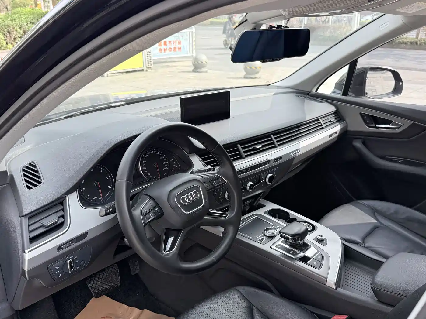 Audi Q7 2016 45 TFSI Technology фото 12