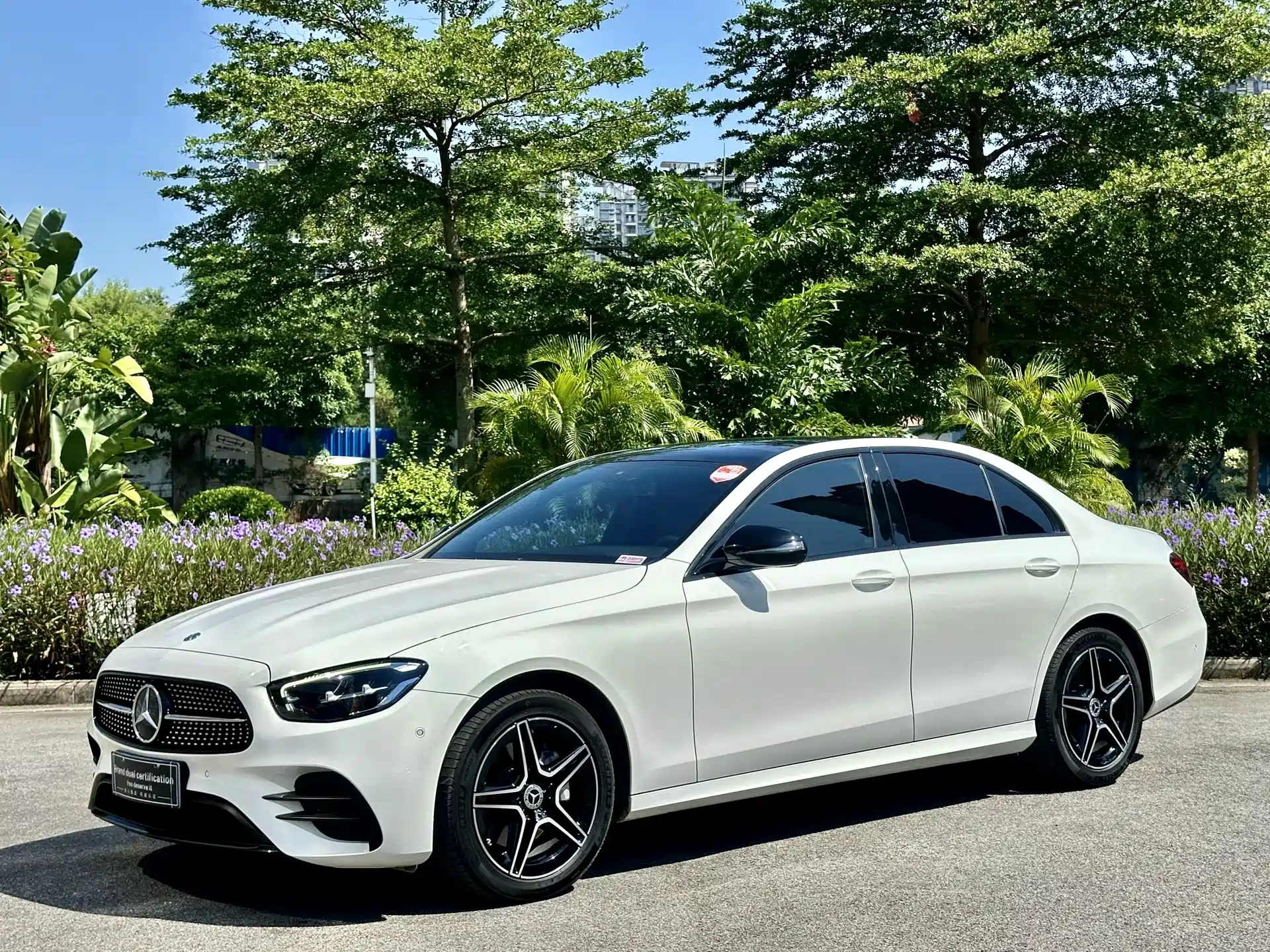 Фото 1 - Mercedes-Benz E-Class (Import)